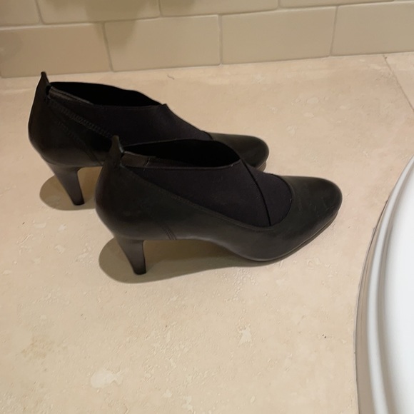 Joan & David Helena Booties 8M - Picture 2 of 7